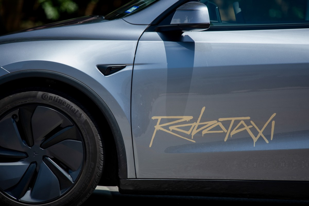 Nevada approves up to 5000 Tesla robotaxis in Las Vegas, caps Waymo and Uber at 1000 each