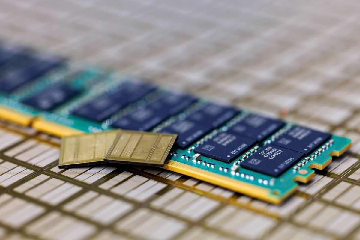 Samsung previews zHBM stacking memory atop AI accelerators