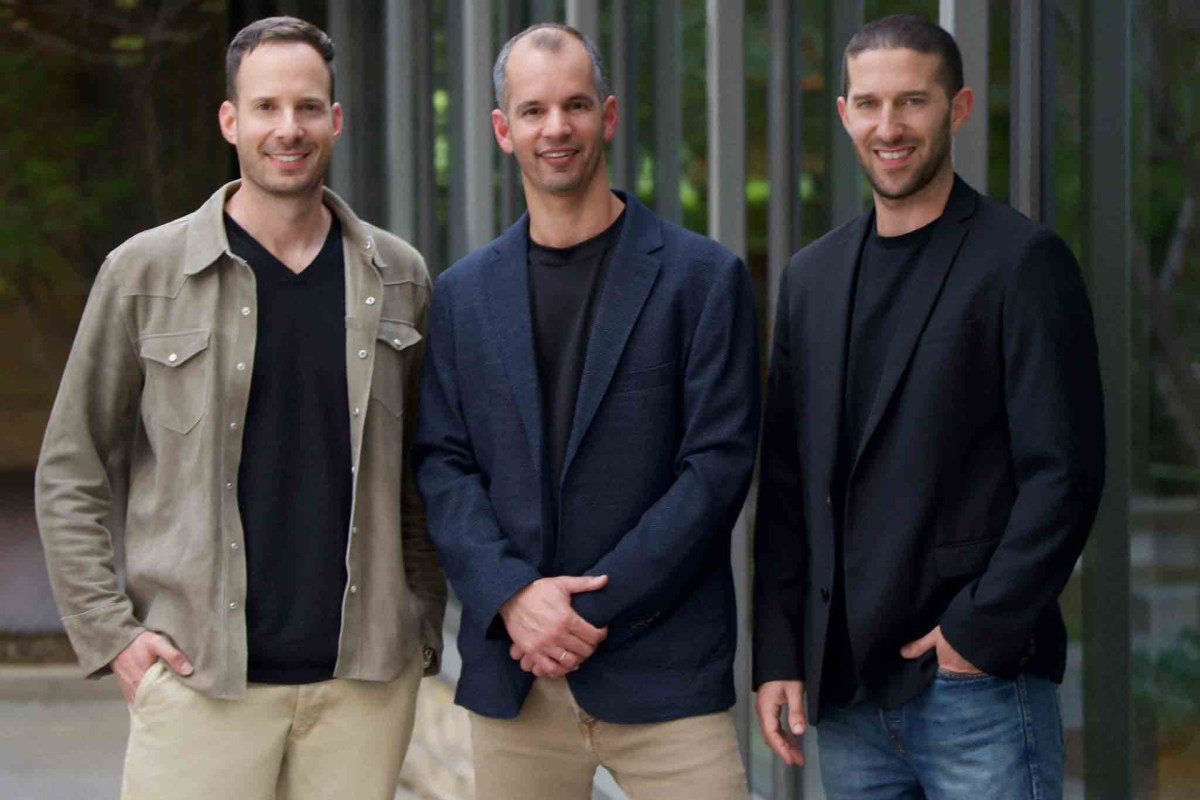 Glow exits stealth with $180M Series A at $1.2B for AI security agents
