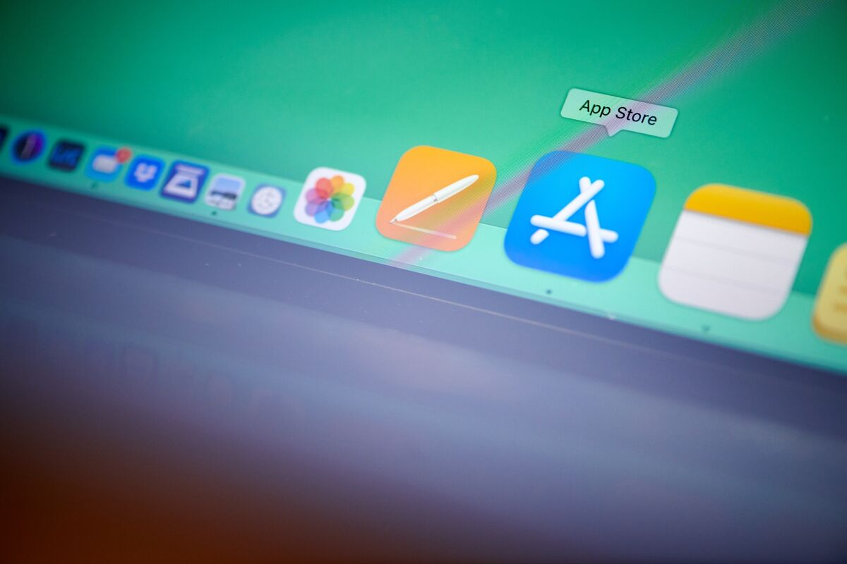 EU Welcomes Apple App Store Changes With 26 Percent IAP Fees