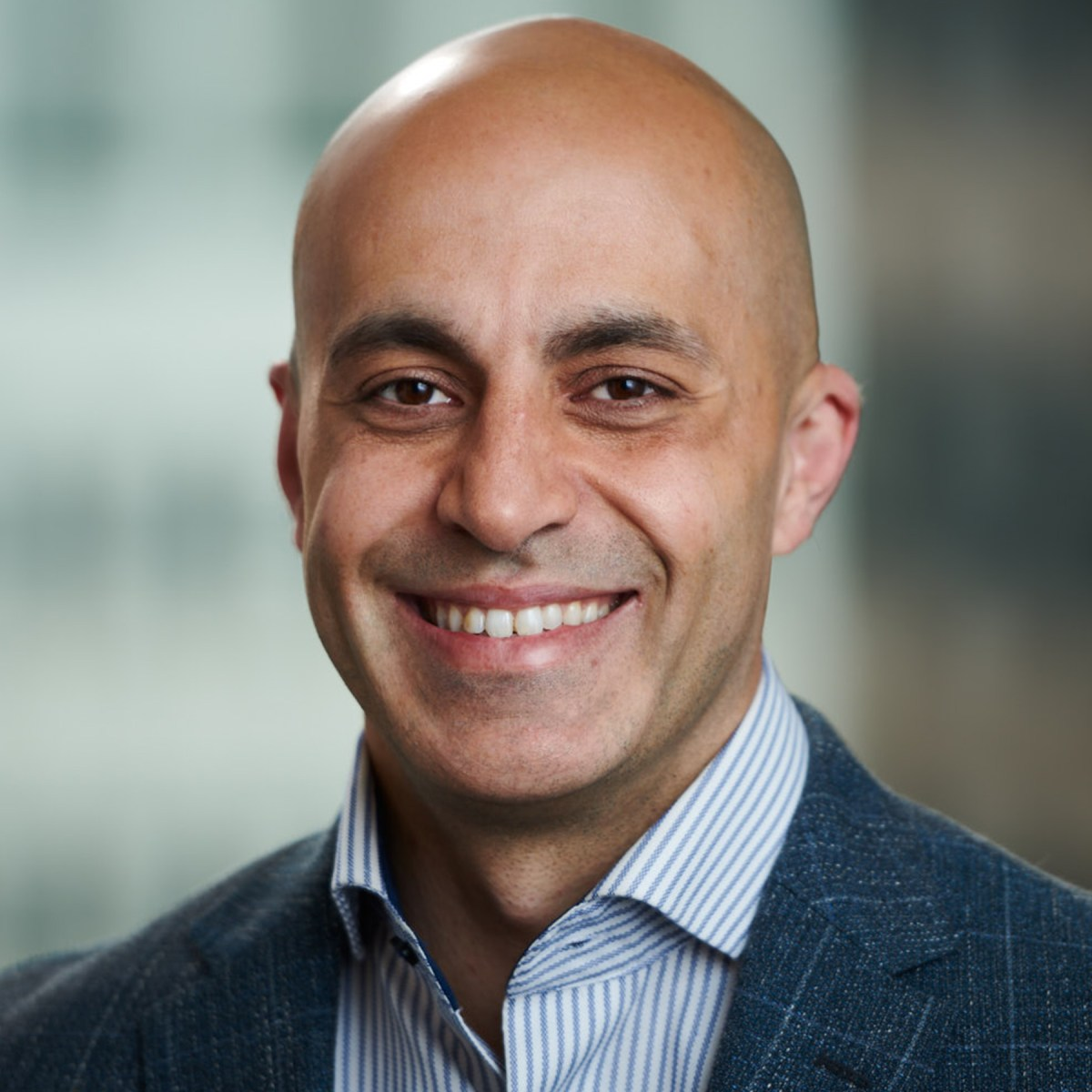 Databricks raises $5B at $190B valuation after investor demand overwhelms $1B target